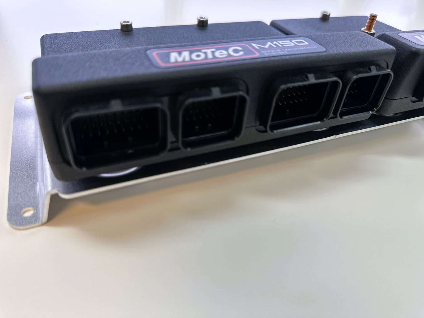 MOTEC MOUNTING